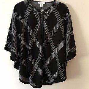 White House black market cape size extra small